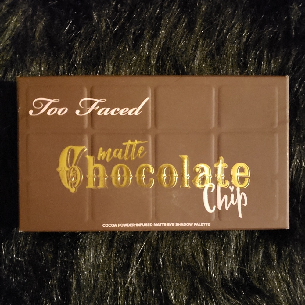 Too Faced Matte Chocolate Chip Palette